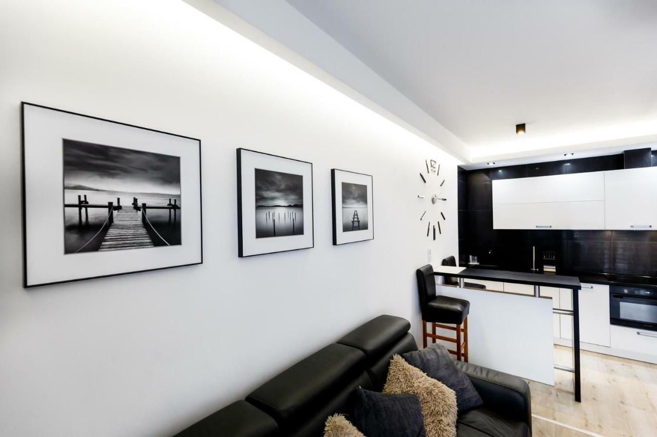 Luxury Apartments Kielce Exterior photo